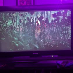 32 Inch Sony TV 