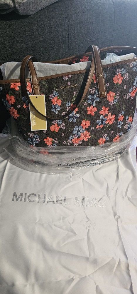 Michael Kors Purse