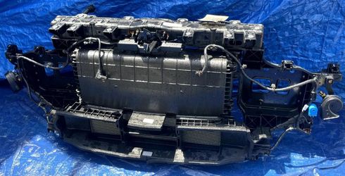 HYUNDAI IONIQ 5 RADIATOR CORE SUPPORT W/ COOLING ASSEMBLY 2025 - 2026