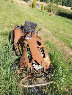 Husqvarna mower- free scrap/parts