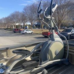 Spirit fitness Elliptical 