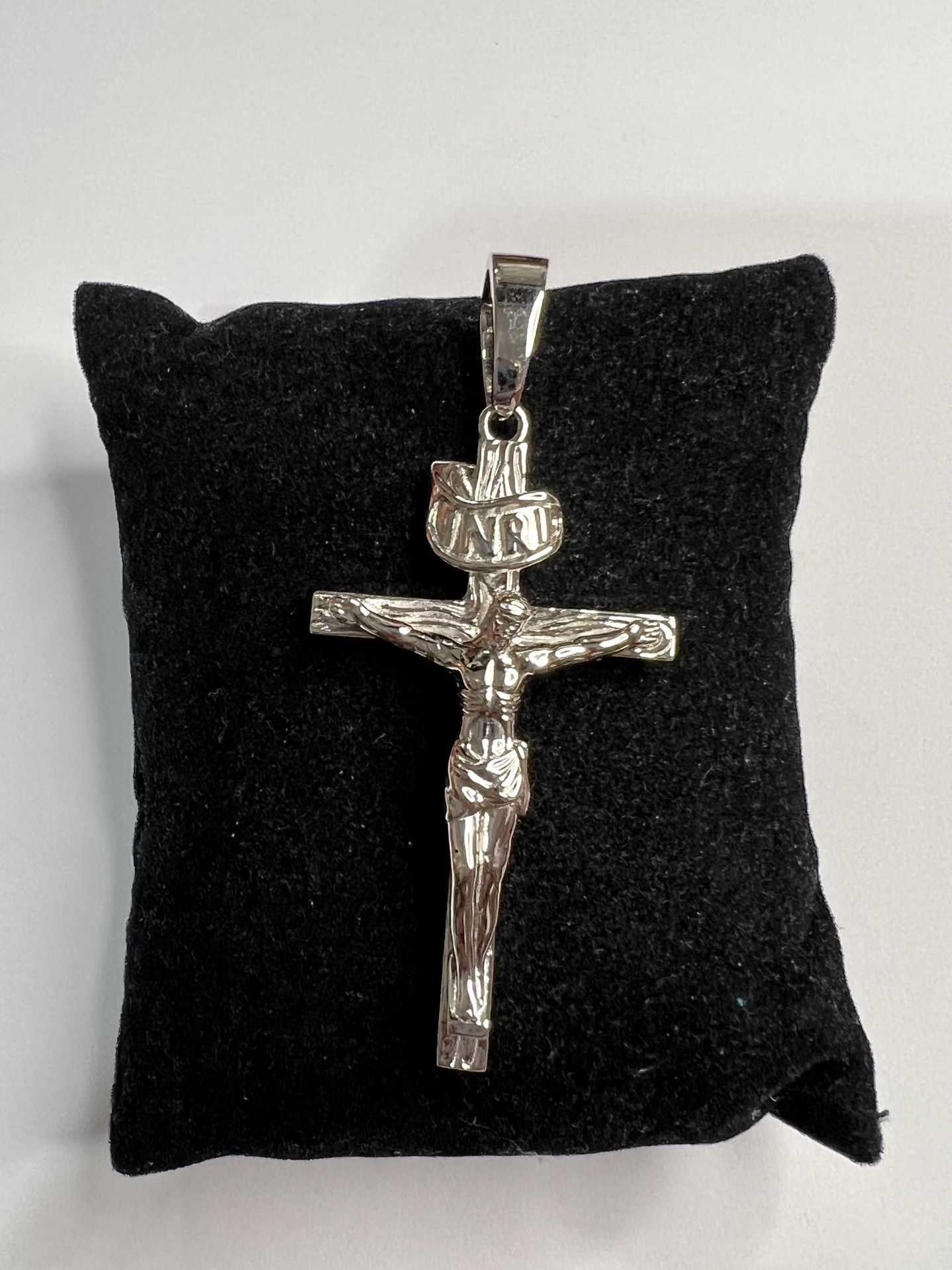 925 Sterling Silver Cross Men’s Pendant Brand new