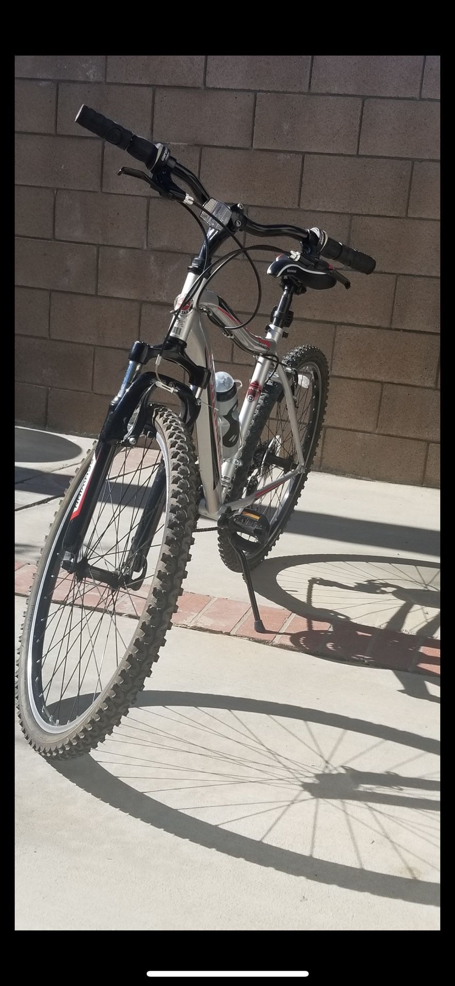 SCHWINN Bicycle