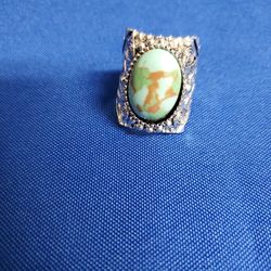 Vintage Engraved Sterling Silver Ring with Turquoise Stone Size 10 Weight 26g
