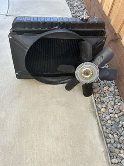 BBC Radiator, Shroud, Fan and Clutch
