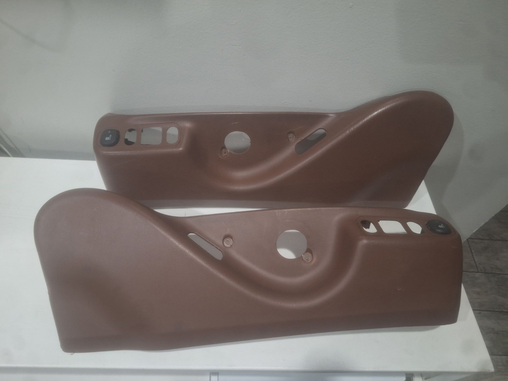 Ford F250 King Ranch Outer seat trim cover