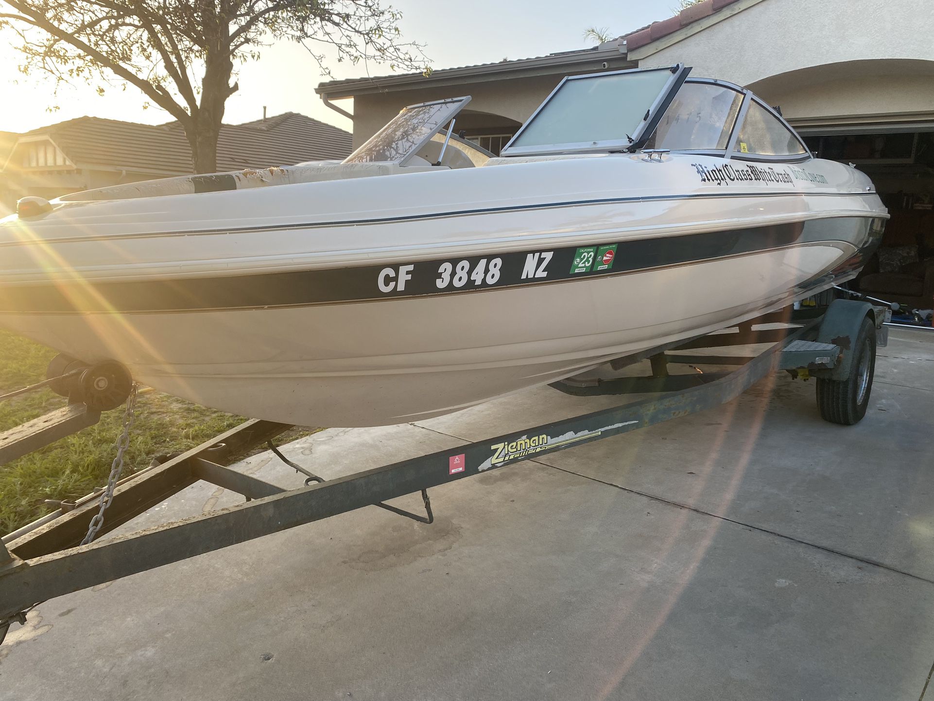 1997 Glastron Boat 19 Foot