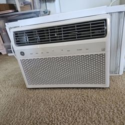 GE AKLK12AAG1 12,000 BTU Air Conditioner 