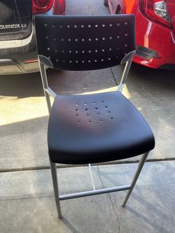 Keilhauer Ergonomic Office Chair Tall Chair / Bar Height / standing Desk – Premium Build, Light Use