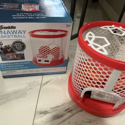 Franklin Sports Runaway Floor Basketball!