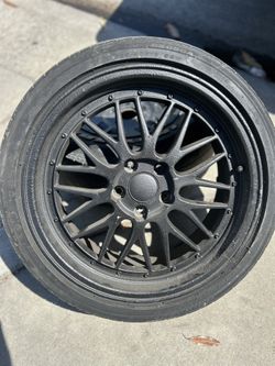 225/40/18 WHEEL