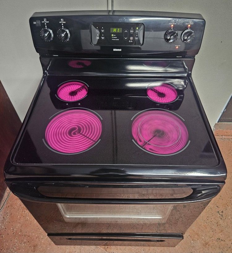 ✨️🔆Kenmore🔆✨️ Black Glass Top Stove in great working order.