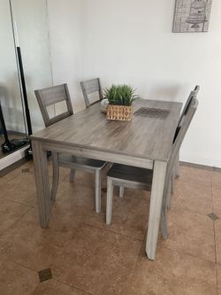 Dining Set