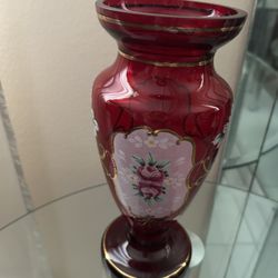 Vintage Vase. Bohemian BYTEP Art Glass Cranberry Red Hand Blown and Hand Painted Roses Vase Gold Trim. 9,5”H. Victorian Style.Very Rare.
