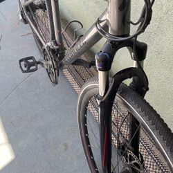 2019 Specialized Crosstrail Hybrid