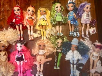 Rainbow High Doll Collection – Lot of 11