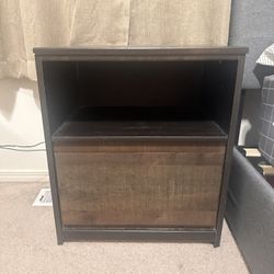 Nightstands (2) Bedroom Furniture 