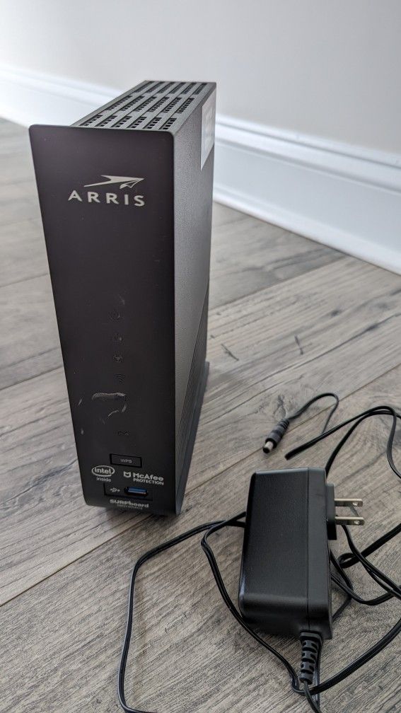 Arris Surfboard docsis 3.0 cable modem wi-fi router