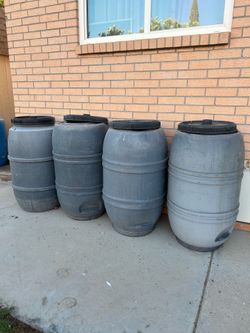 55 gallon drums with lid
