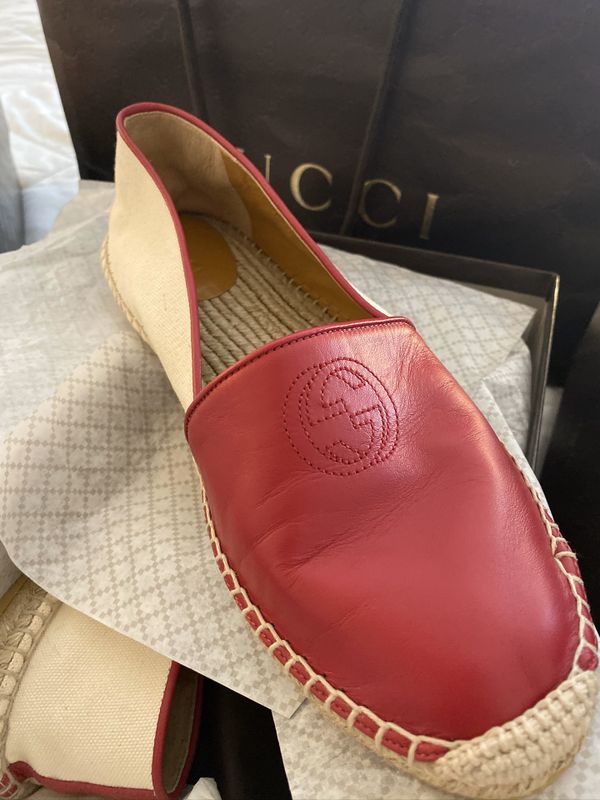 gucci flats with pearls