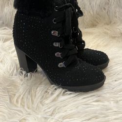 Like New Andiamo Black Fur Lined With Black Studs Cancel Boots Size 6