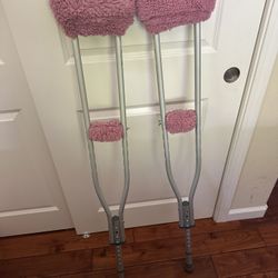 Crutches 