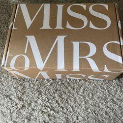 Miss To Mrs Box
