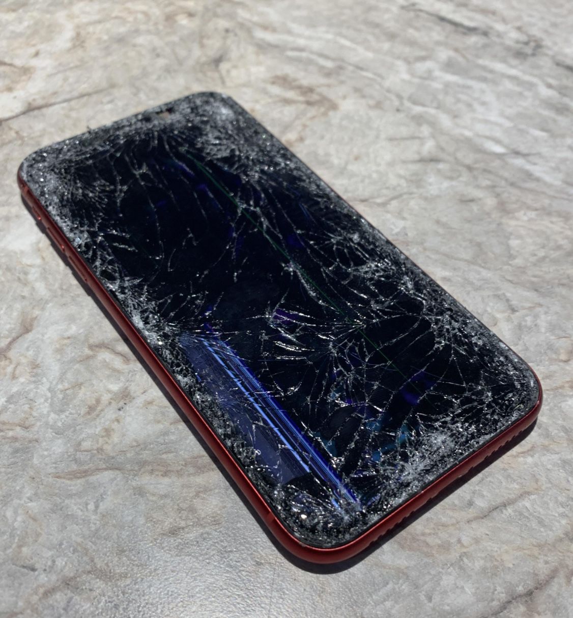 iPhone LCD Screen (R.E.P.A.I.R)