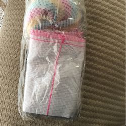Cleaning Sponge And Rack