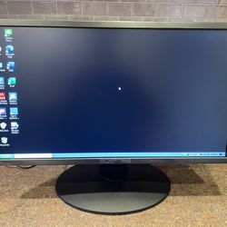 LCD Computer Monitor With Built In Speaker 