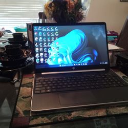 Awesome Studio, Photo/Video Editing Laptop