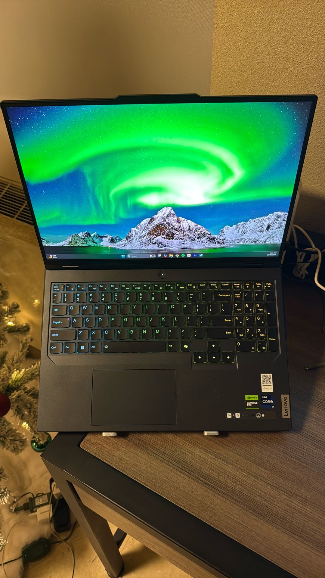 Lenovo Legion Pro 5i Gen 9 Intel (16”)