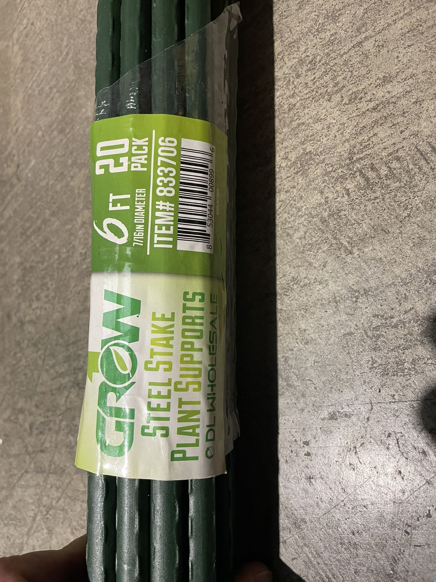 6’ Plastic Coated Plant Stakes 20 Pack for Sale in Bellflower, CA OfferUp