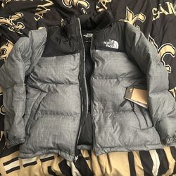 The North Face Men's Puffer Jacket, Size L