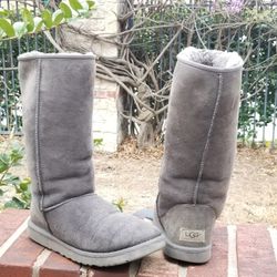 UGGS Classic Tall Winter boots 