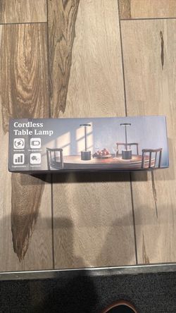 Cordless Rechargeable Table Lamp