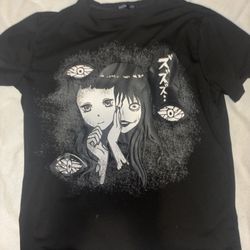 black t shirt womens