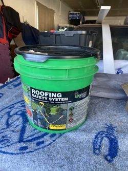 Roofing safety system