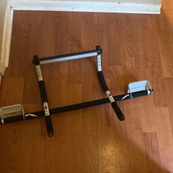 Pull Up Bar