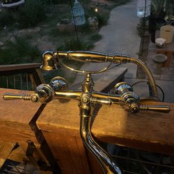 Brizio Island Tub Valve 