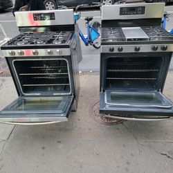 Variety of 30-inch gas stoves 