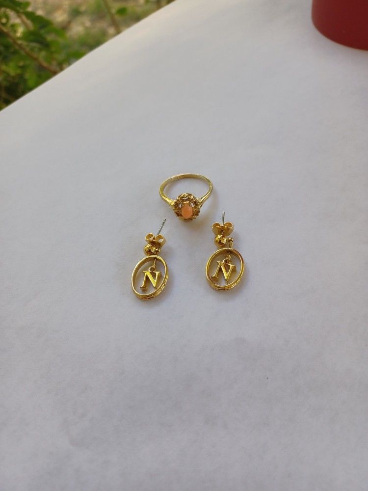 1 Ring 2 Earrings