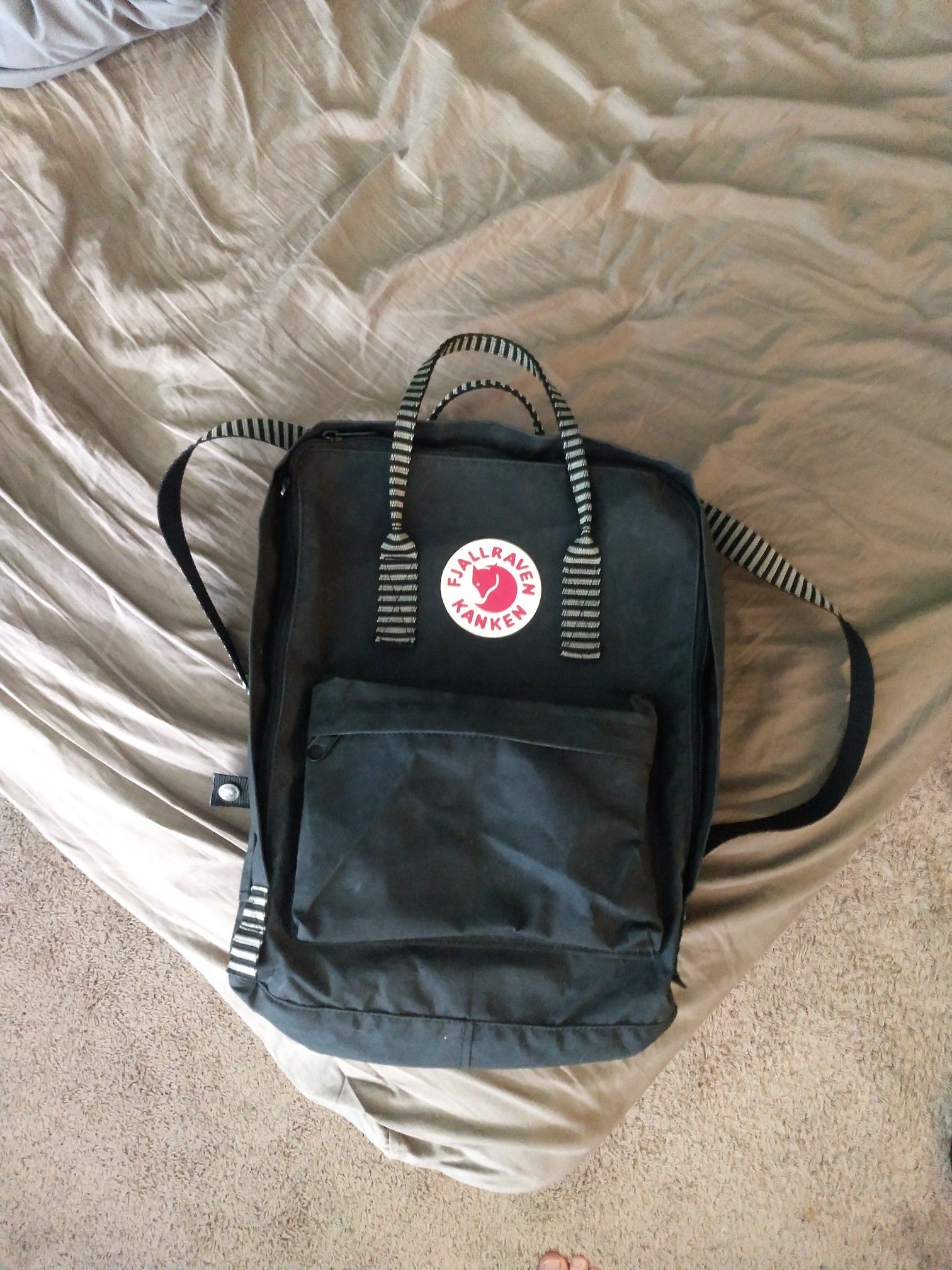 Kanken Fjallraven bag