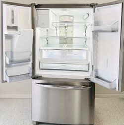 Frigidaire Gallery Stainless Steel French Door Refrigerator