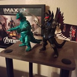 Mechagodzilla And Gigan Figure  You Will Get The Set Of 2