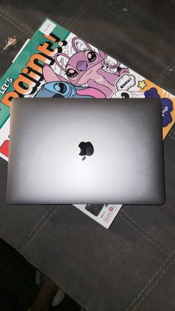MACBOOK