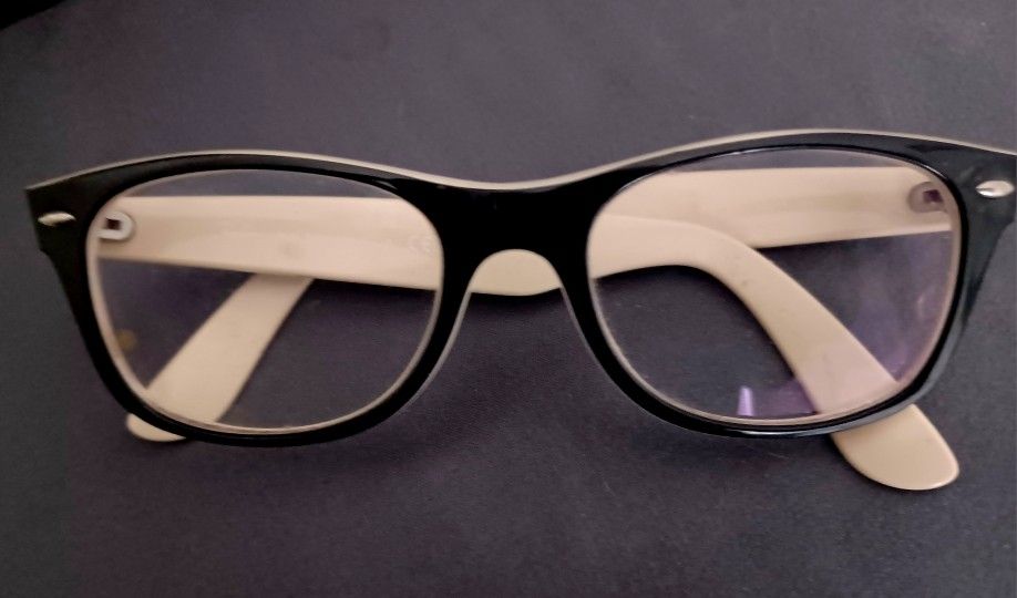 Ray Ban Frames With SCRIP LENSES 