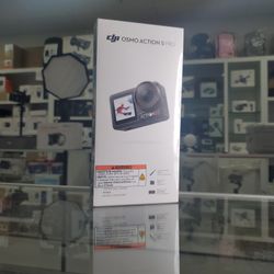 DJI Osmo Action 5 Pro Adventure Combo