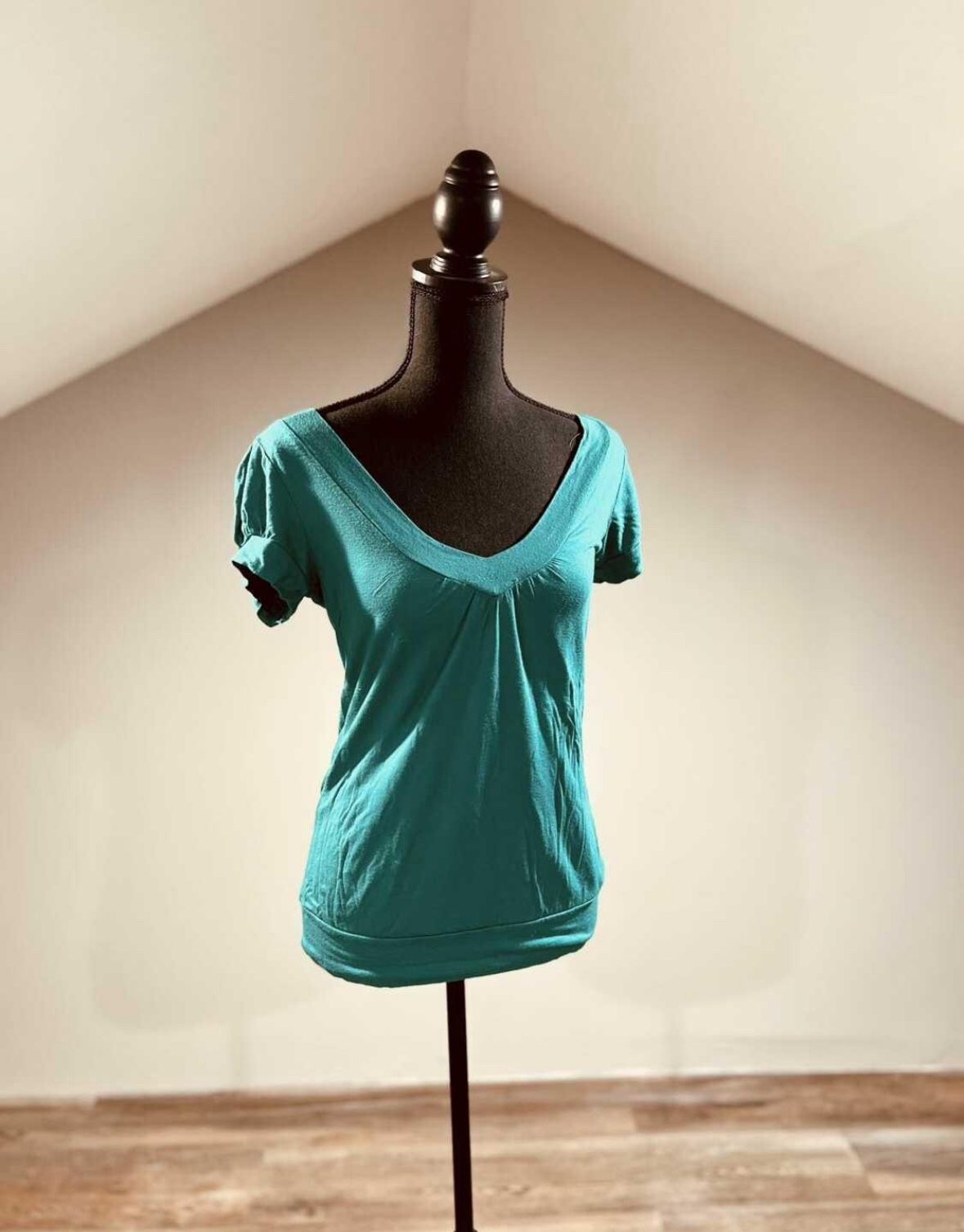 V Neck Top - S