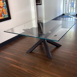 60x60 Custom Cut Glass Top Dinning Table